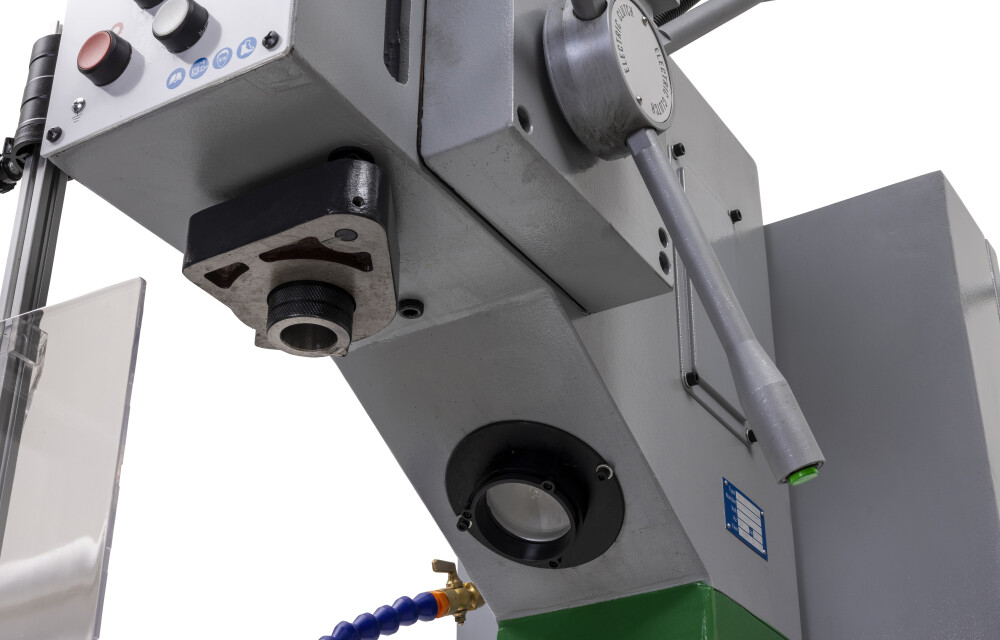 Zahnradangetriebene Bohrmaschine