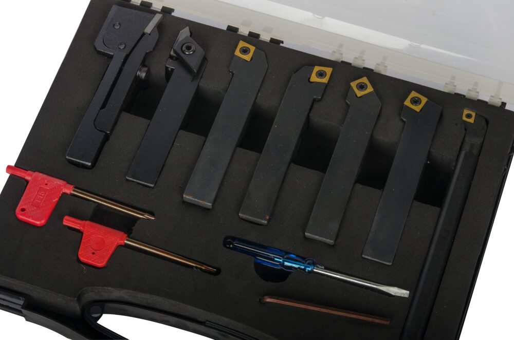 Set with 7 pieces misc. turning tools