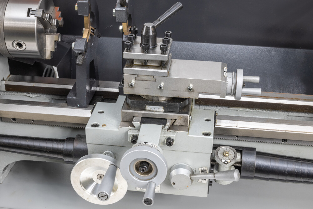 Drehmaschine 280x660 mm