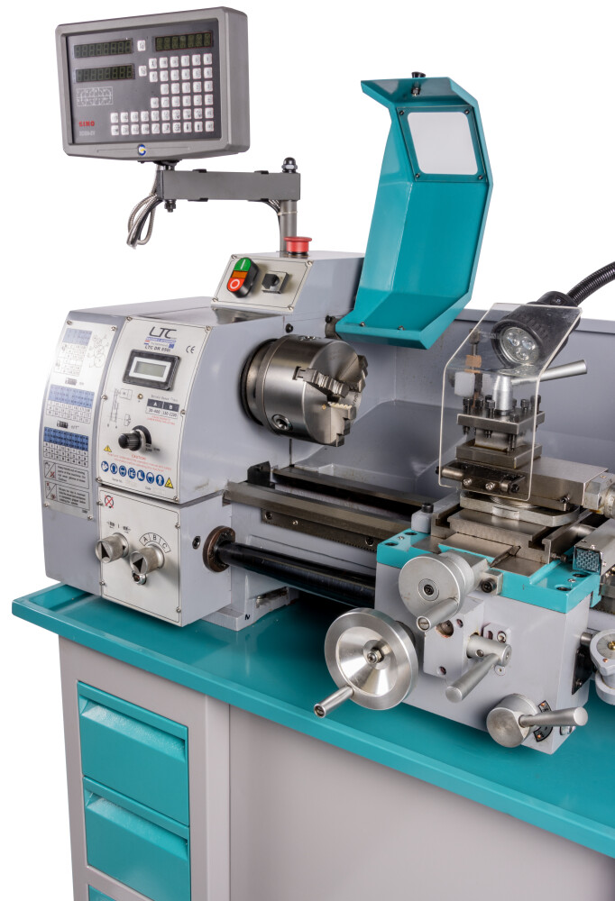 Draaibank 250x550 mm met variable toerental en digitale uitlezing