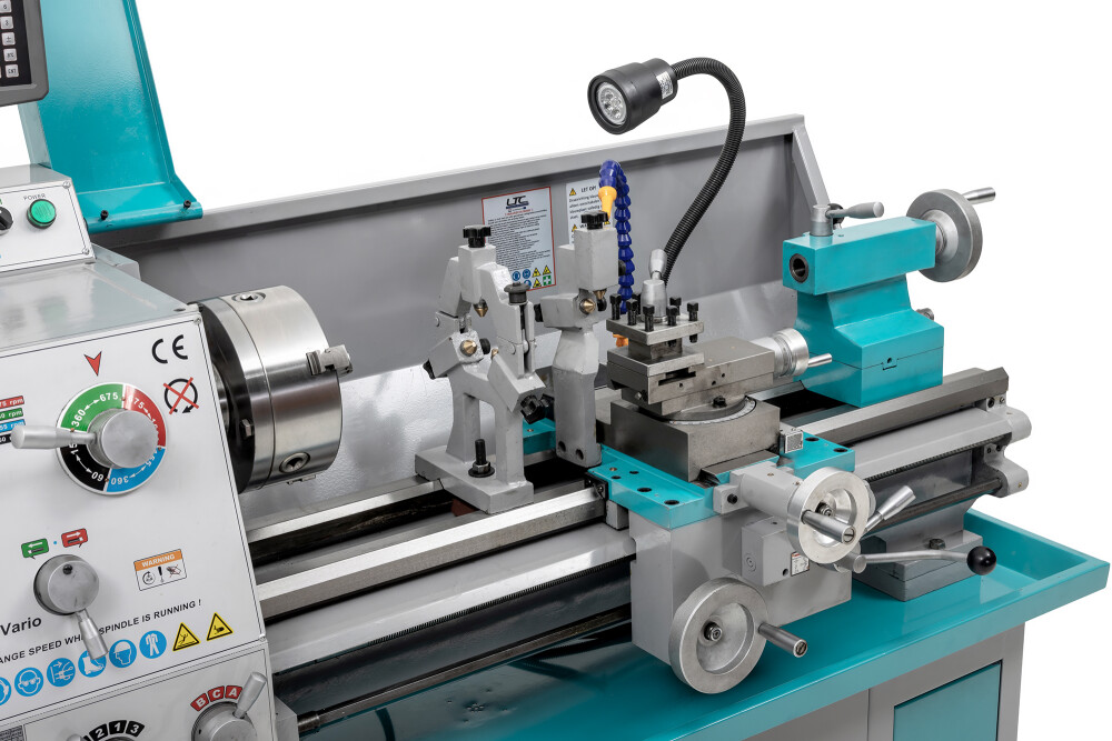 Draaibank 360x750 mm met digitale uitlezing