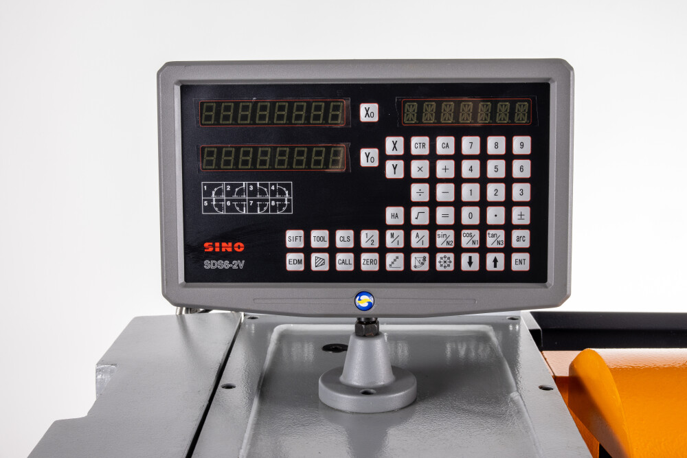 Draaibank 300x910 mm met variabel toerental en digitale uitlezing