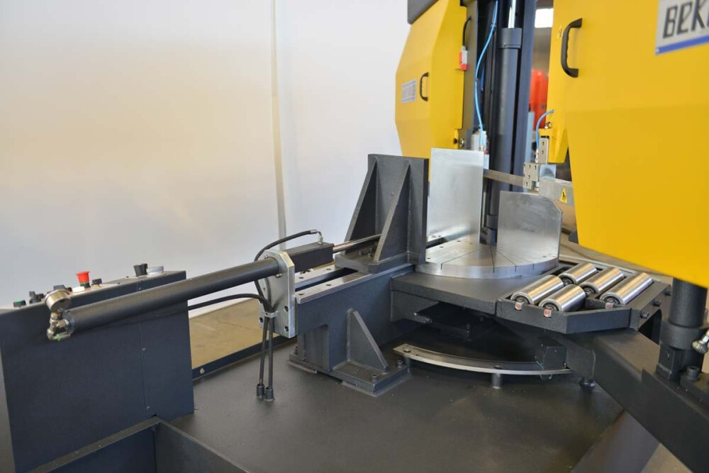 Bandzaagmachine - 810 mm
