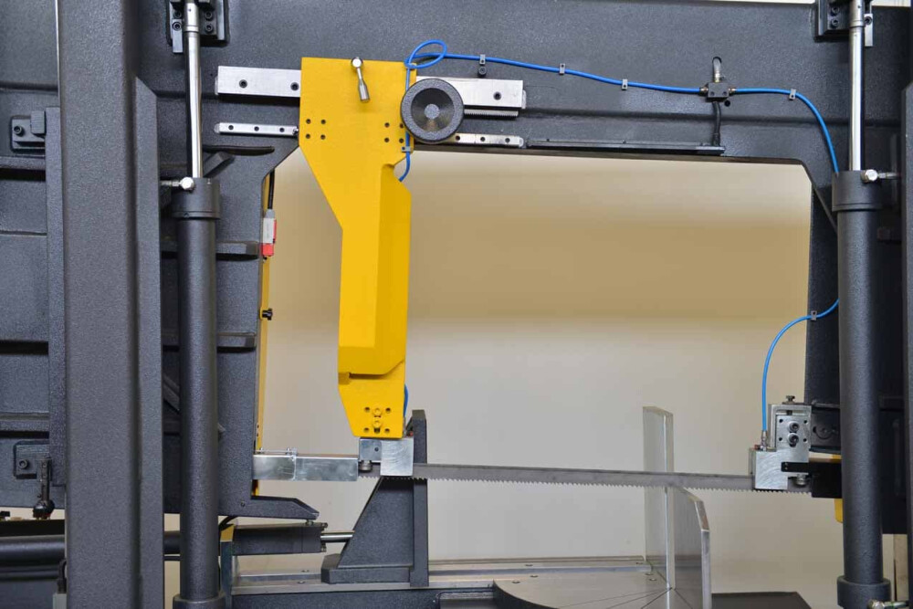 Bandzaagmachine - 810 mm