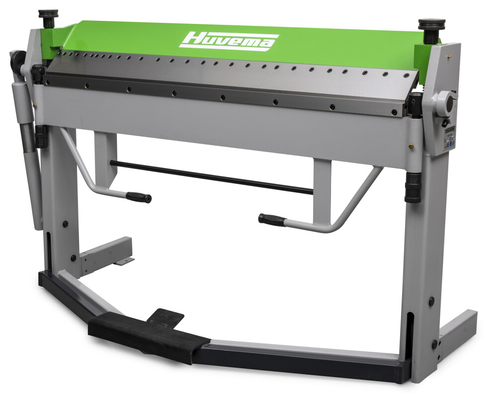 Folding machine