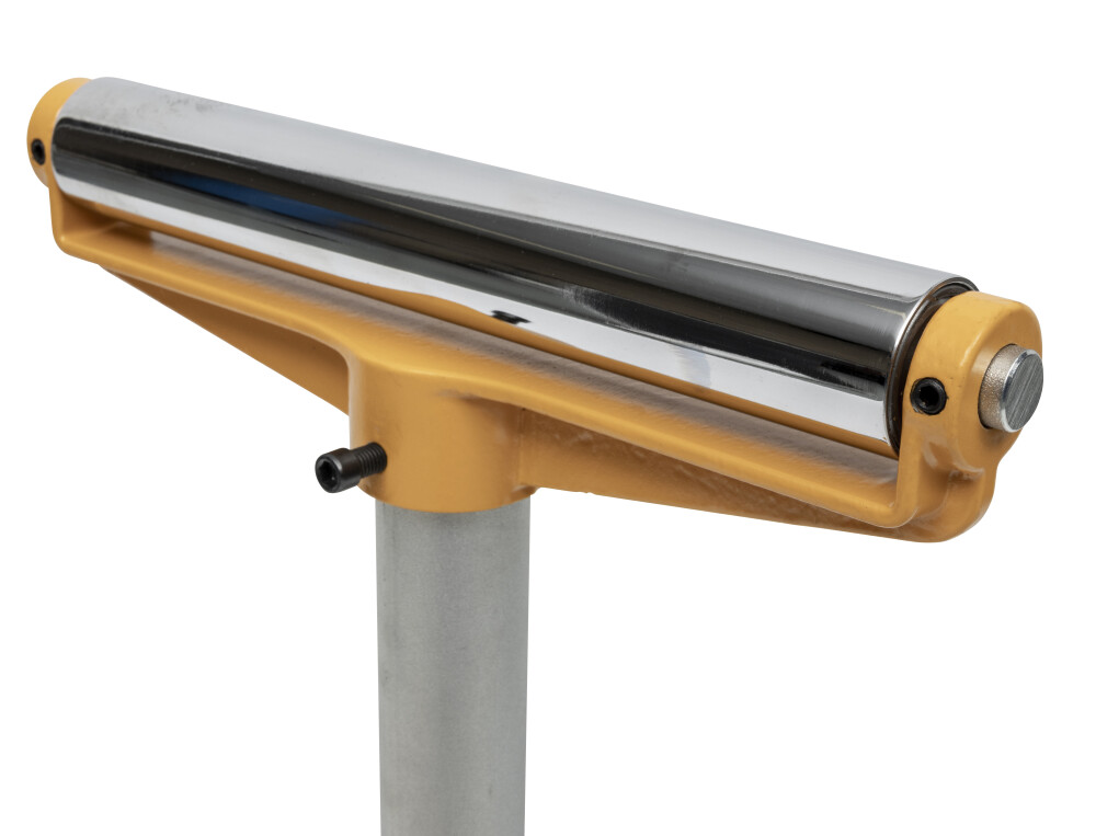 Heavy duty roller stand