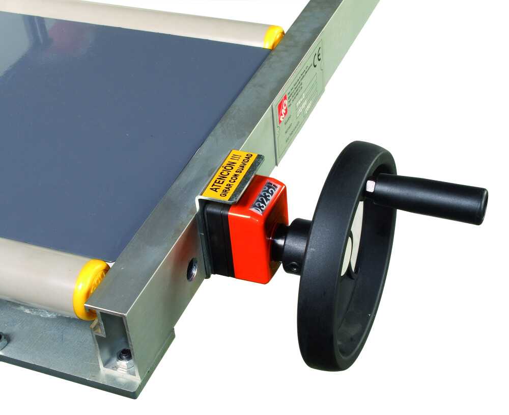 Roller conveyor