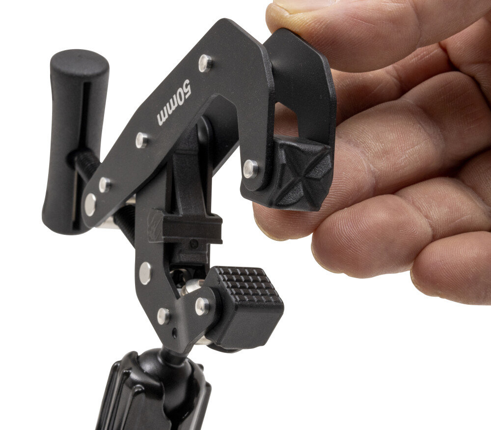Pince en C avec bras de verrouillage pour support tablette/smartphone