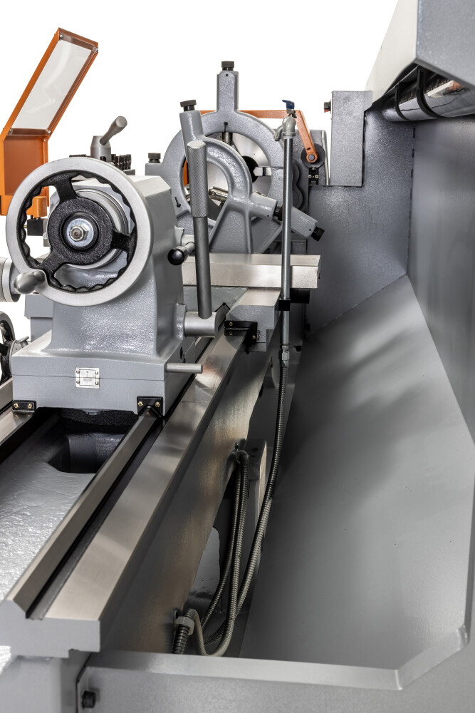 Lathe