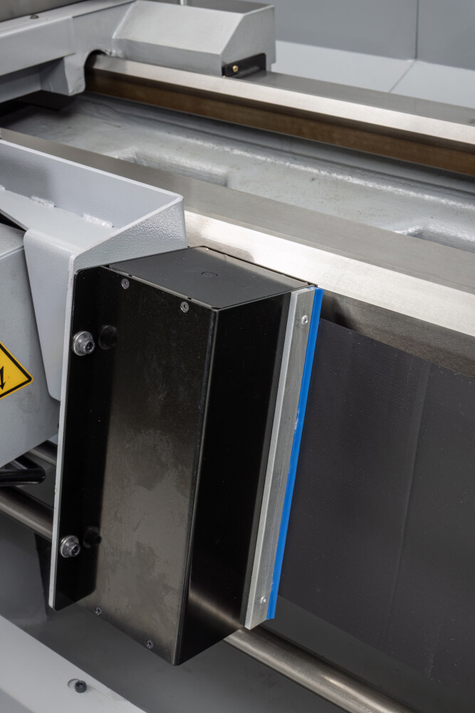 Topline Lathe 660x3300mm with variable speed