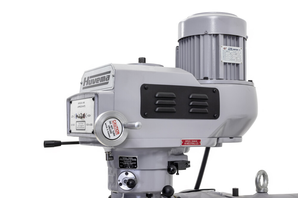 Torenfreesmachine ISO40 met digitale uitlezing en 3 assige voeding