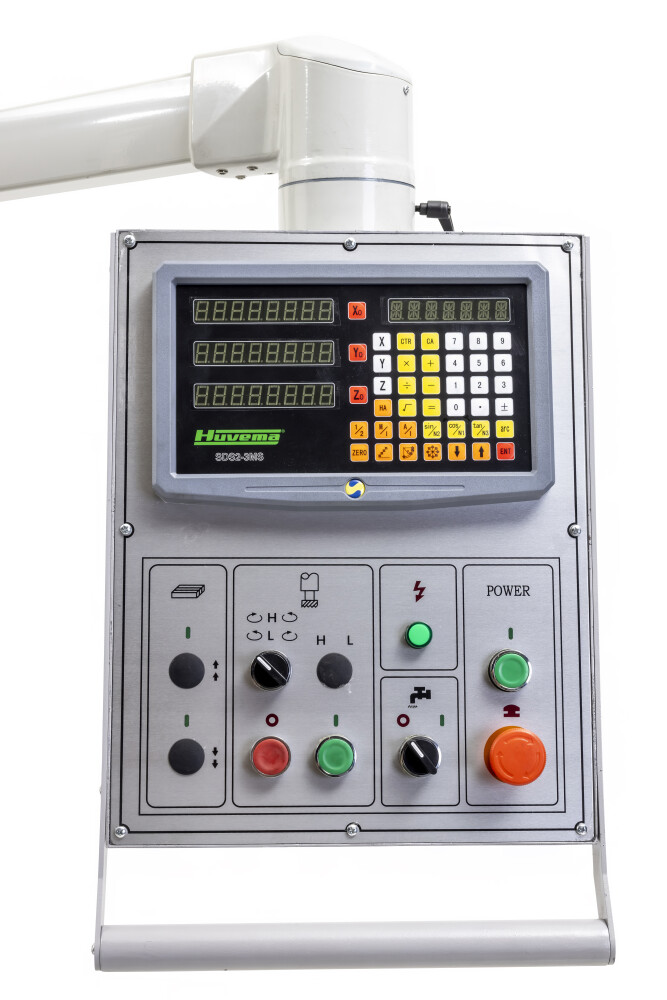 Torenfreesmachine ISO40 met digitale uitlezing en 3 assige voeding