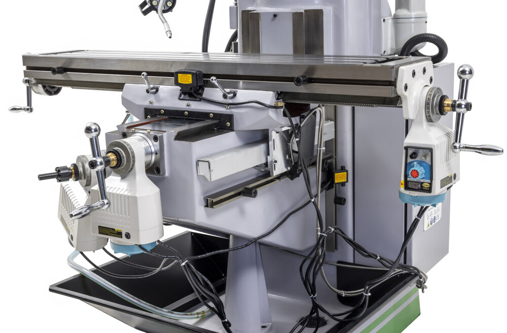 Torenfreesmachine ISO40 met digitale uitlezing en 3 assige voeding