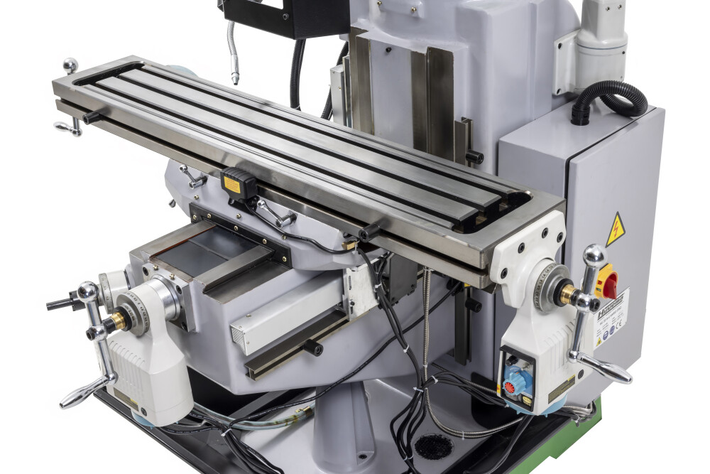 Torenfreesmachine ISO40 met digitale uitlezing en 3 assige voeding