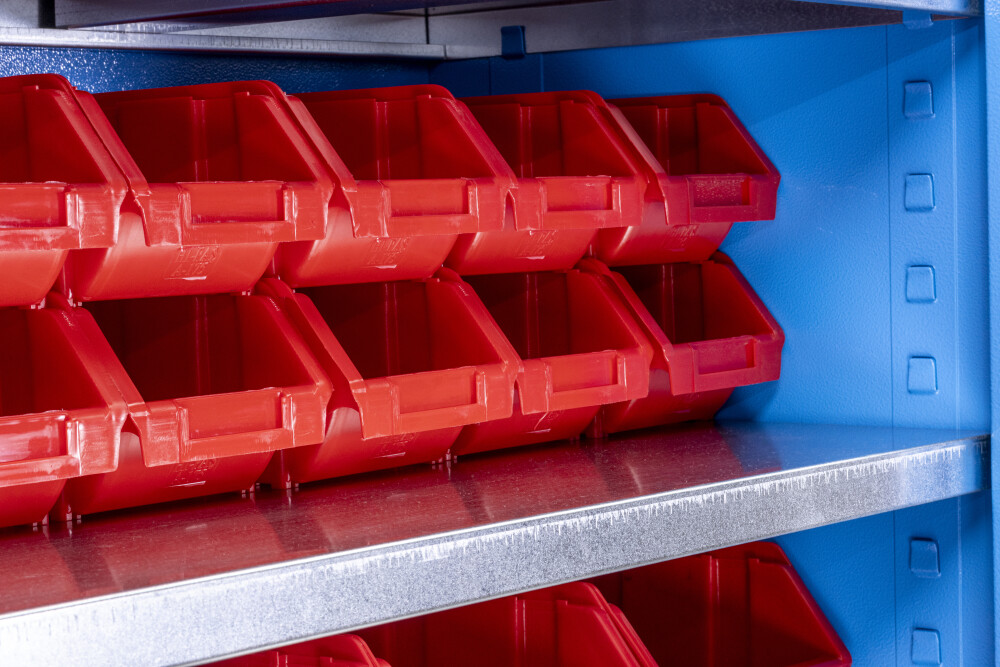 Materiaalkast incl. gemengde bakken