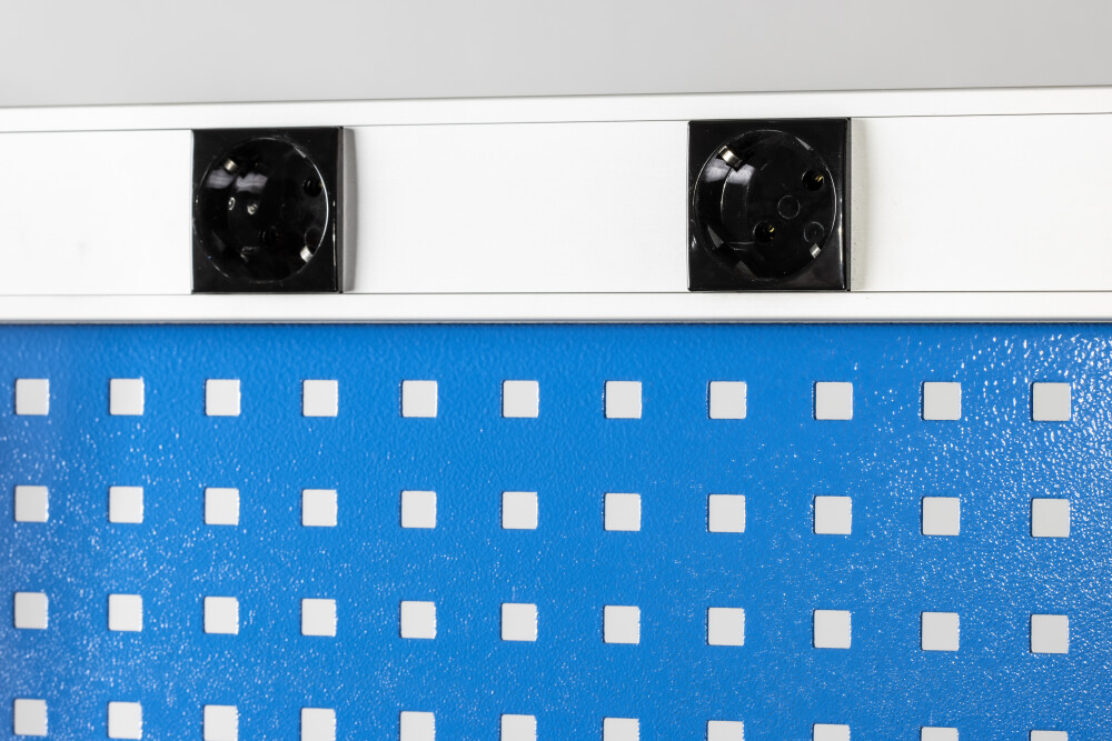 Mobile Werkbank mit Werkzeugwand mit 2,5 cm MDF-Arbeitsplatte