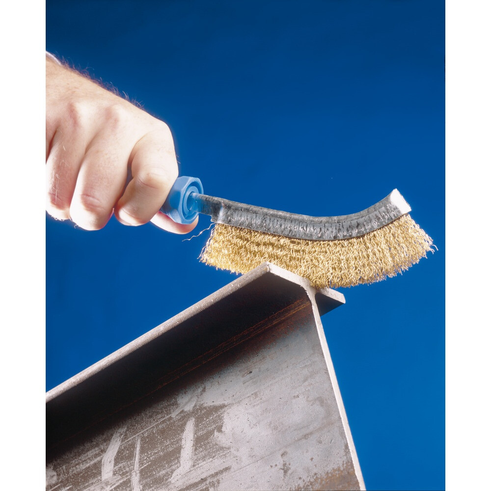 Curved hand brush