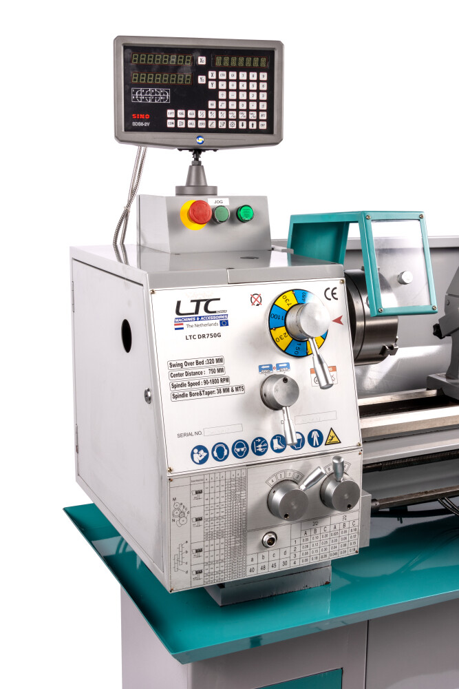 Draaibank 320x750 mm met digitale uitlezing