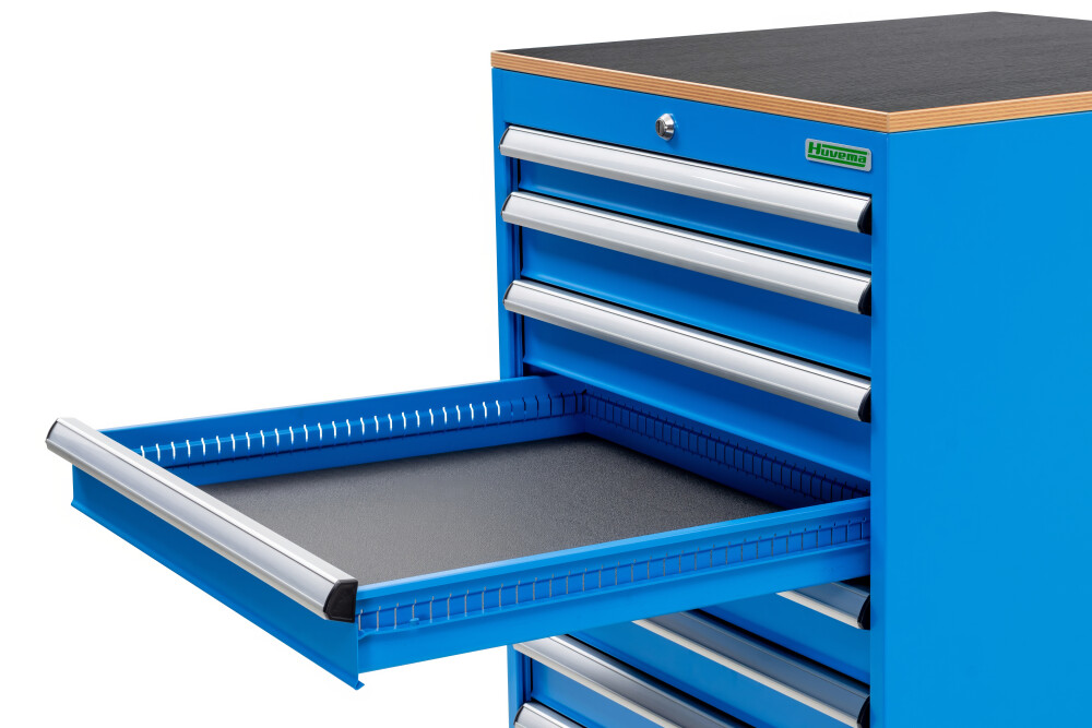 Workshop cabinet